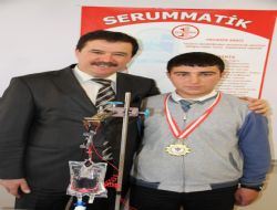 Genç mucit serummatik icat etti 